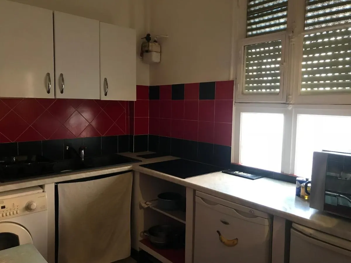 Apartmán Pres De La Plage Ensoleille Juan-les-Pins 0*,  Francie